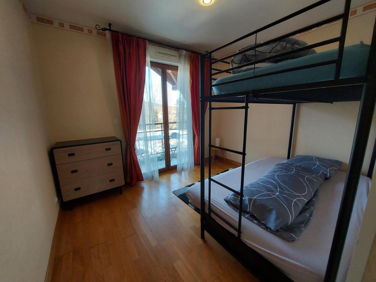 Au Coeur De St Jorioz, Spacieux Appartement Avec Terrasse Et Vue Montagne. Saint-Jorioz Buitenkant foto