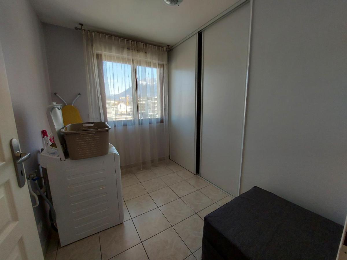 Au Coeur De St Jorioz, Spacieux Appartement Avec Terrasse Et Vue Montagne. Saint-Jorioz Buitenkant foto
